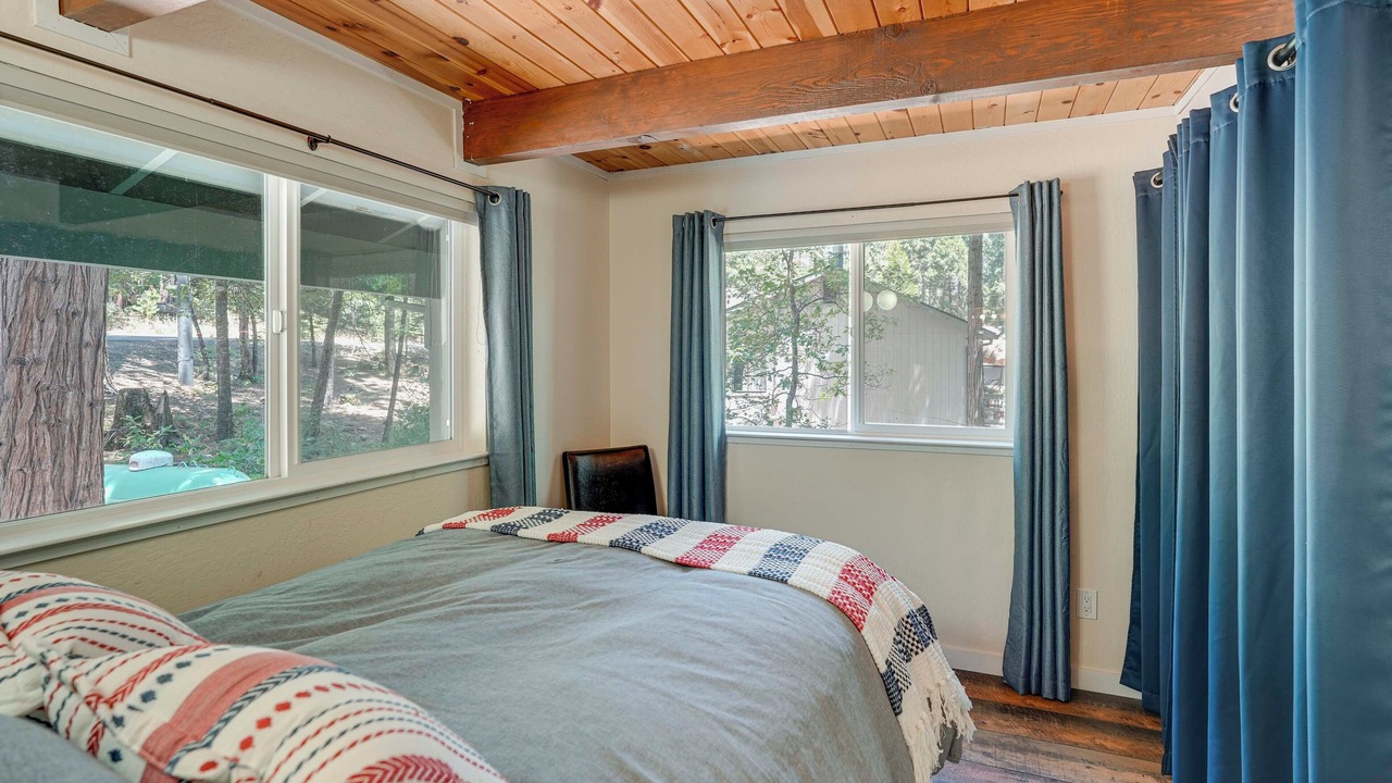 Photo of Bedroom in Glencoe