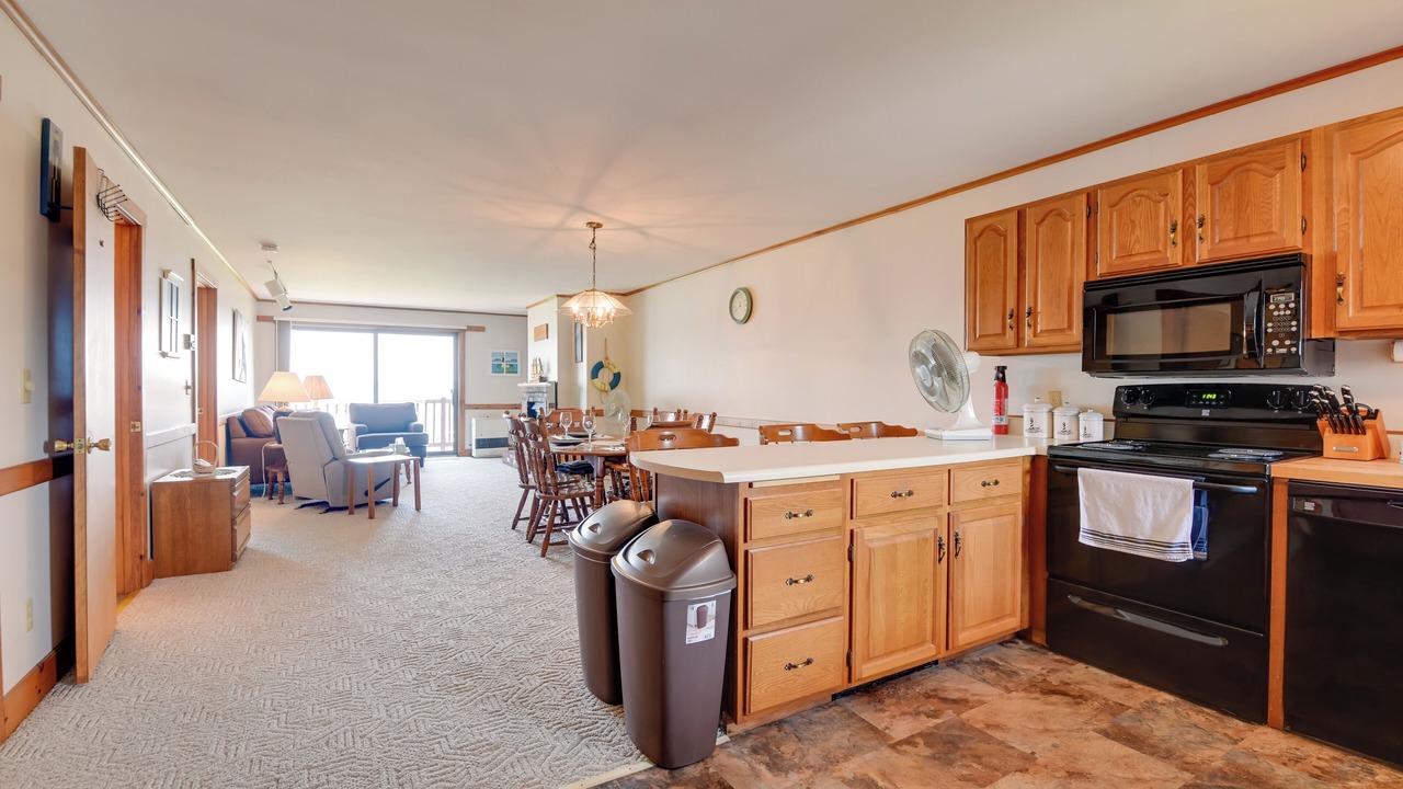 Photo of Others in Newport Center