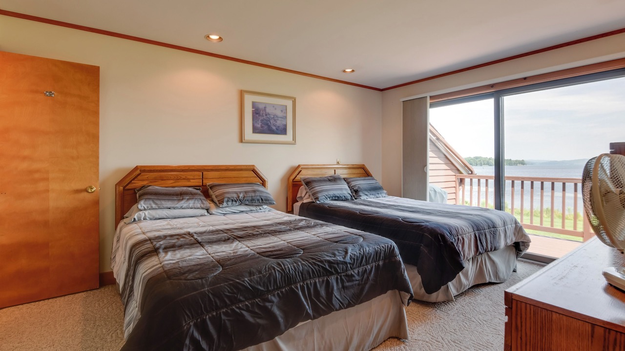 Photo of Others in Newport Center