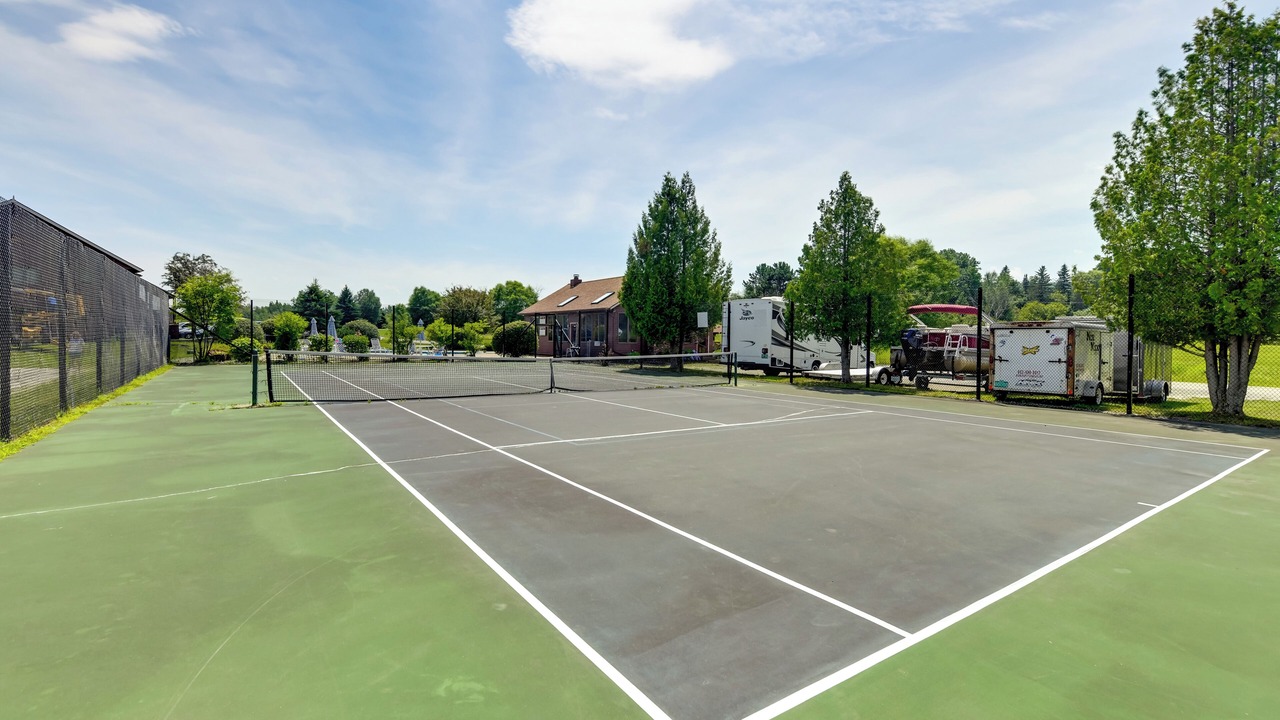 Photo of Others in Newport Center