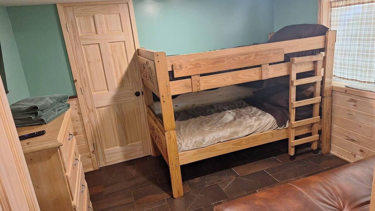 Photo of Others in Spencer