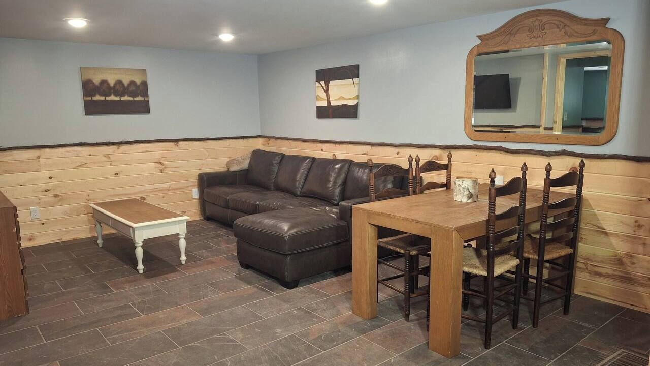 Photo of Others in Spencer