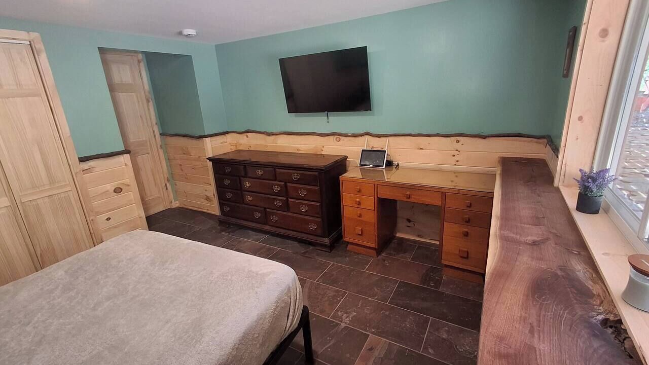 Photo of Others in Spencer