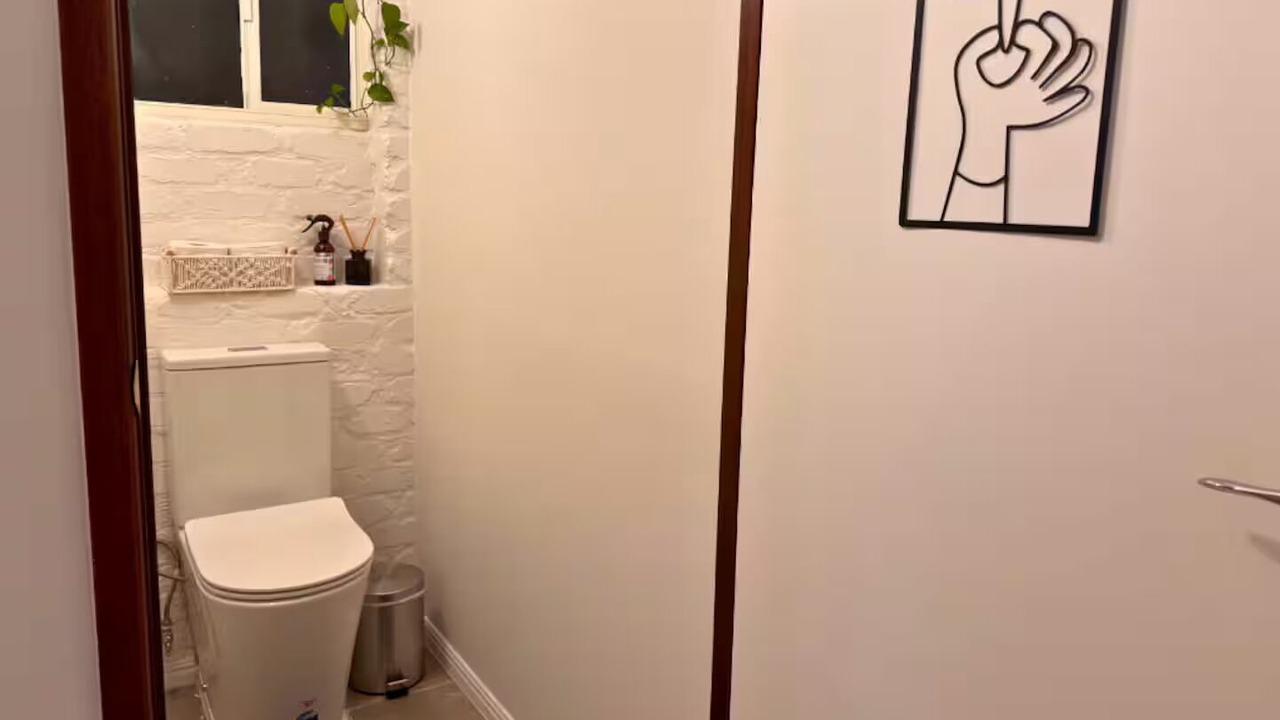 Photo of Bathroom in Springbrook