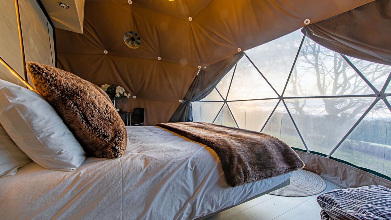 Photo of Bedroom in Chiddingstone Hoath