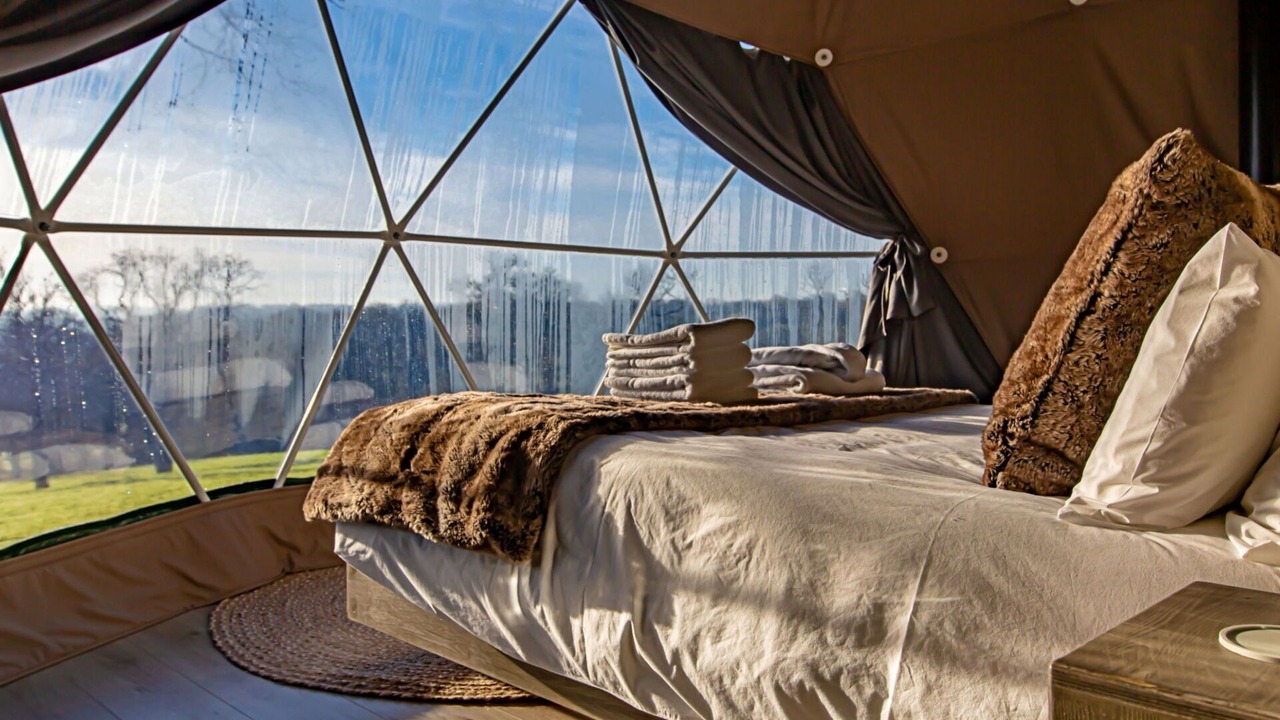 Photo of Bedroom in Chiddingstone Hoath