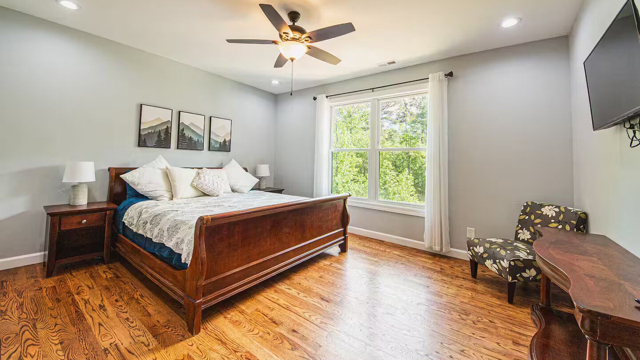 Photo of Bedroom in Morganton