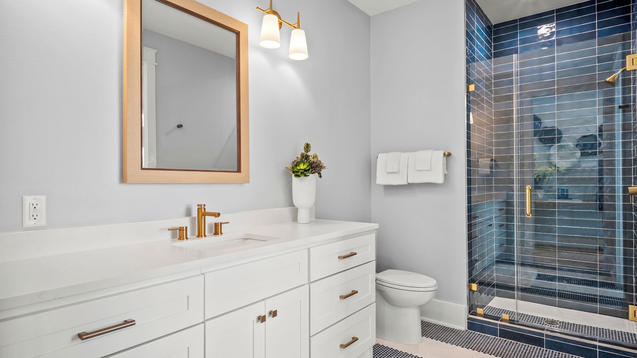 Photo of Bathroom in Cinnamon Shore