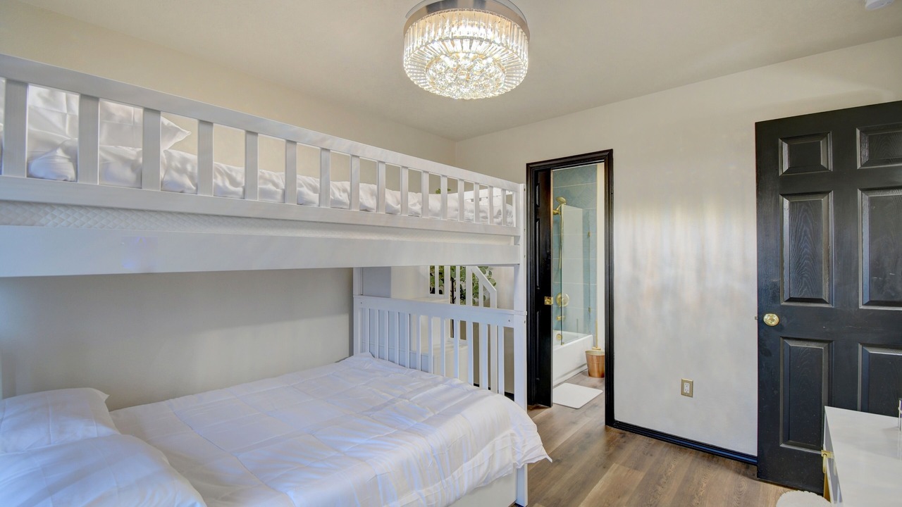Photo of Bedroom in S Y Jackson