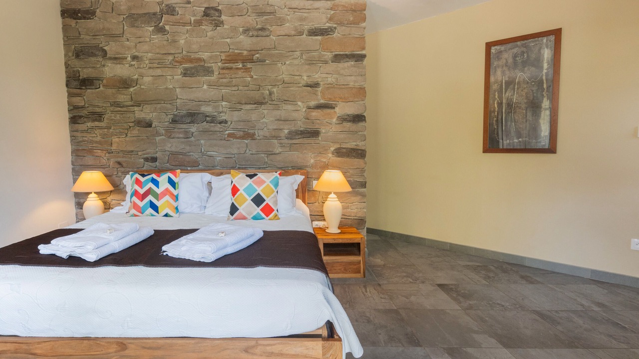 Photo of Bedroom in Saint Alban Auriolles