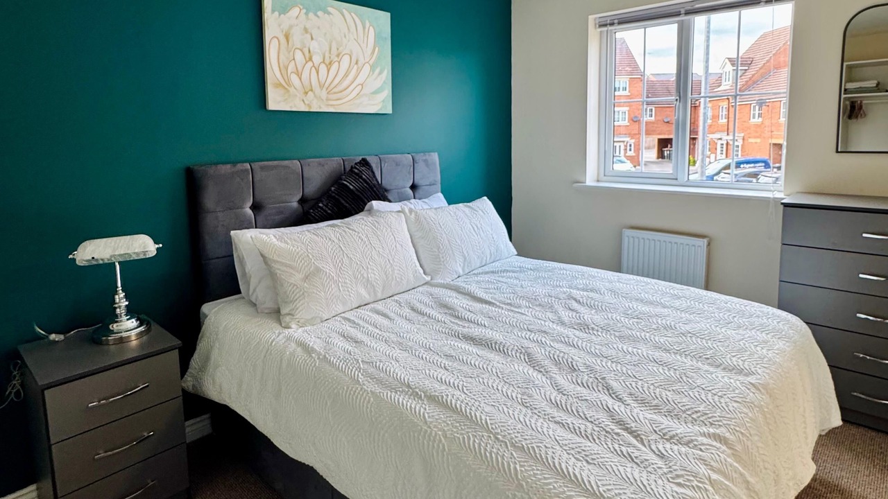 Photo of Bedroom in Leighton Buzzard