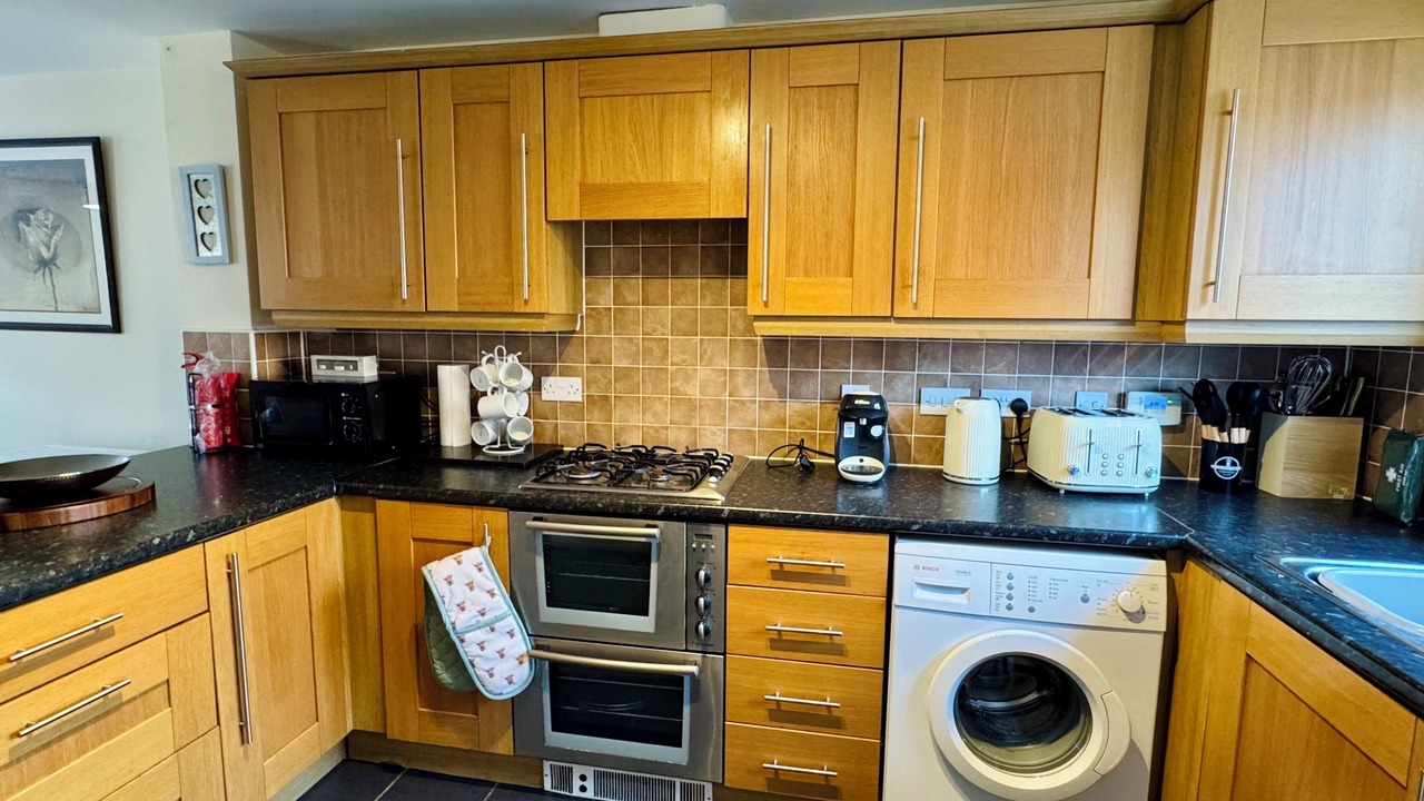 Photo of Kitchen in Leighton Buzzard
