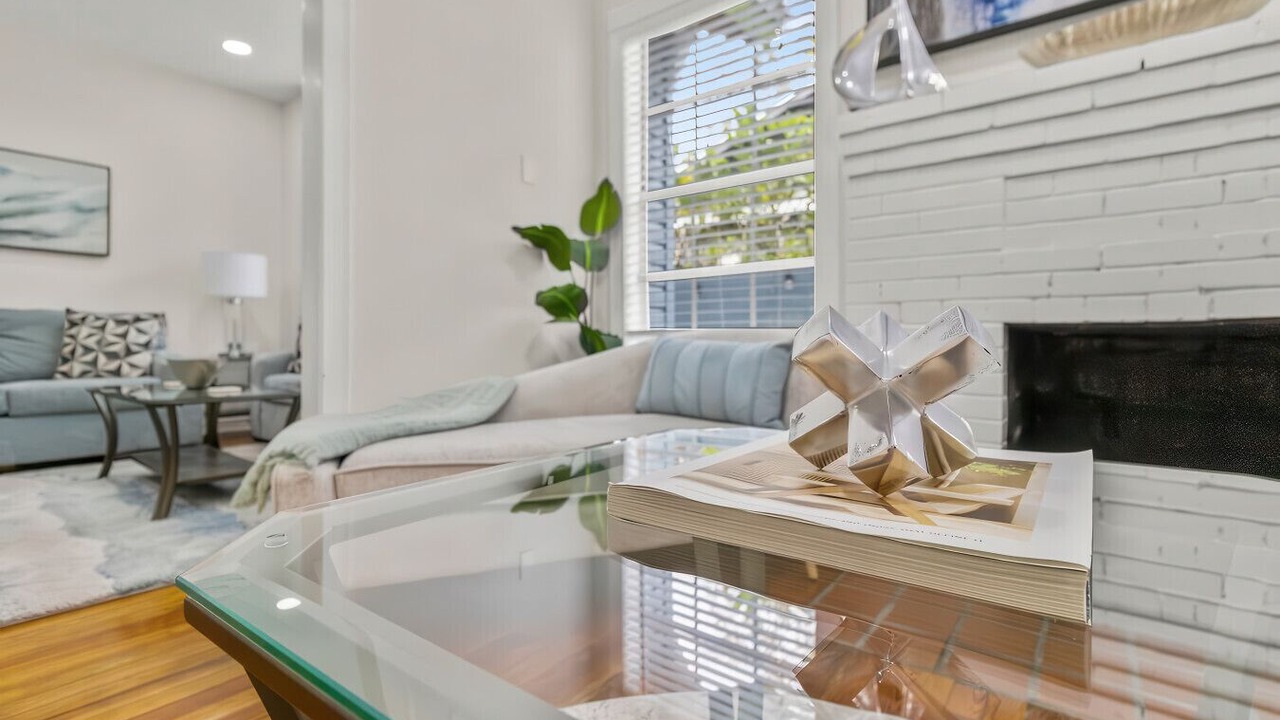 Photo of Livingroom in Grandview Heights