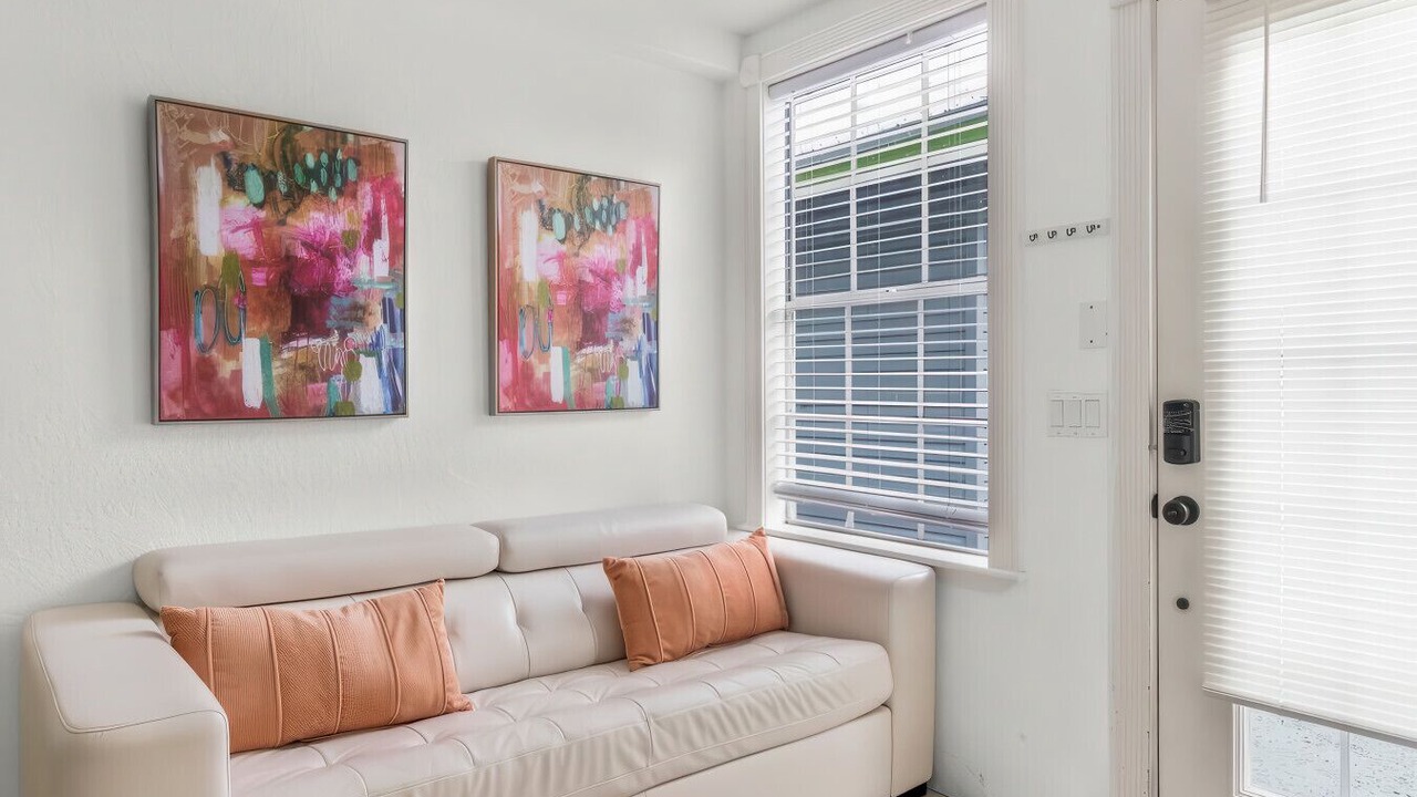 Photo of Livingroom in Grandview Heights