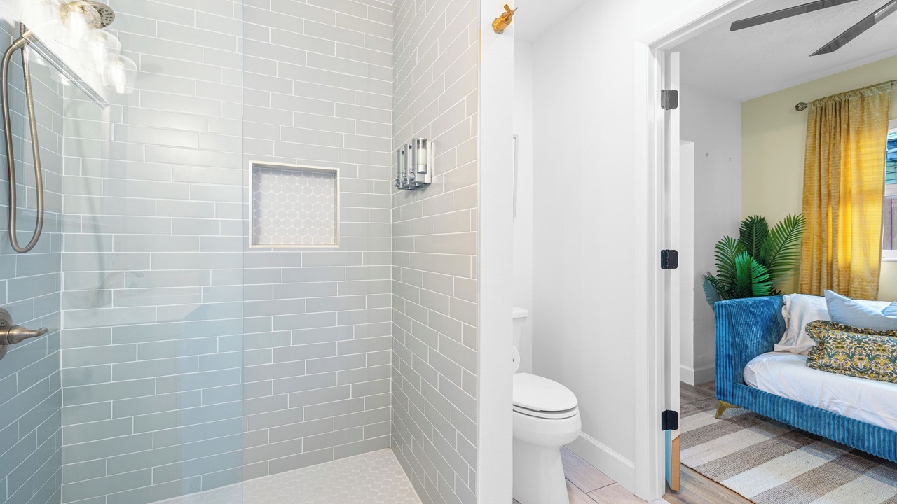 Photo of Bathroom in Largo