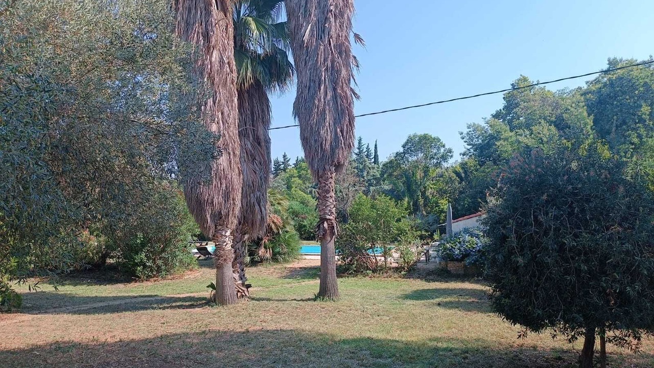 Photo of Outdoor in Montescot