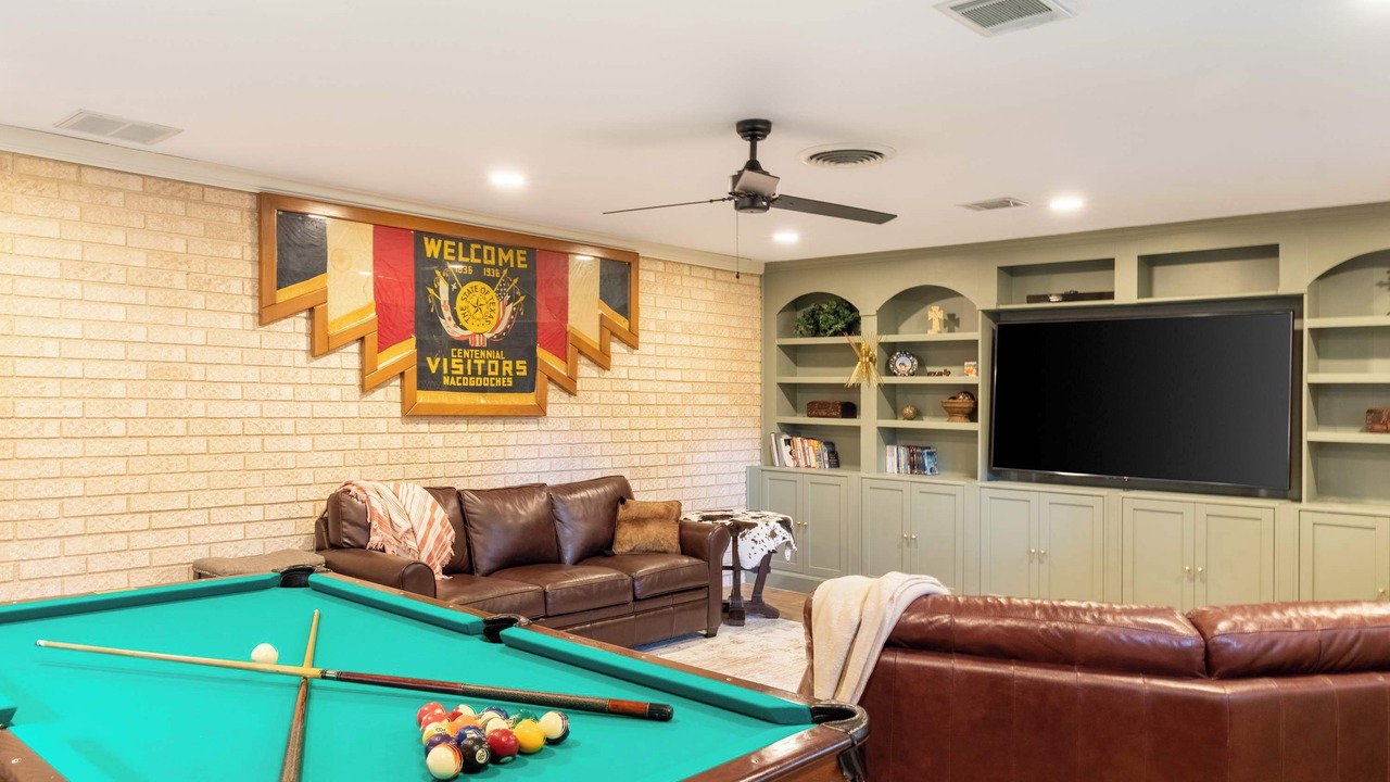 Photo of Livingroom in Garden Oaks