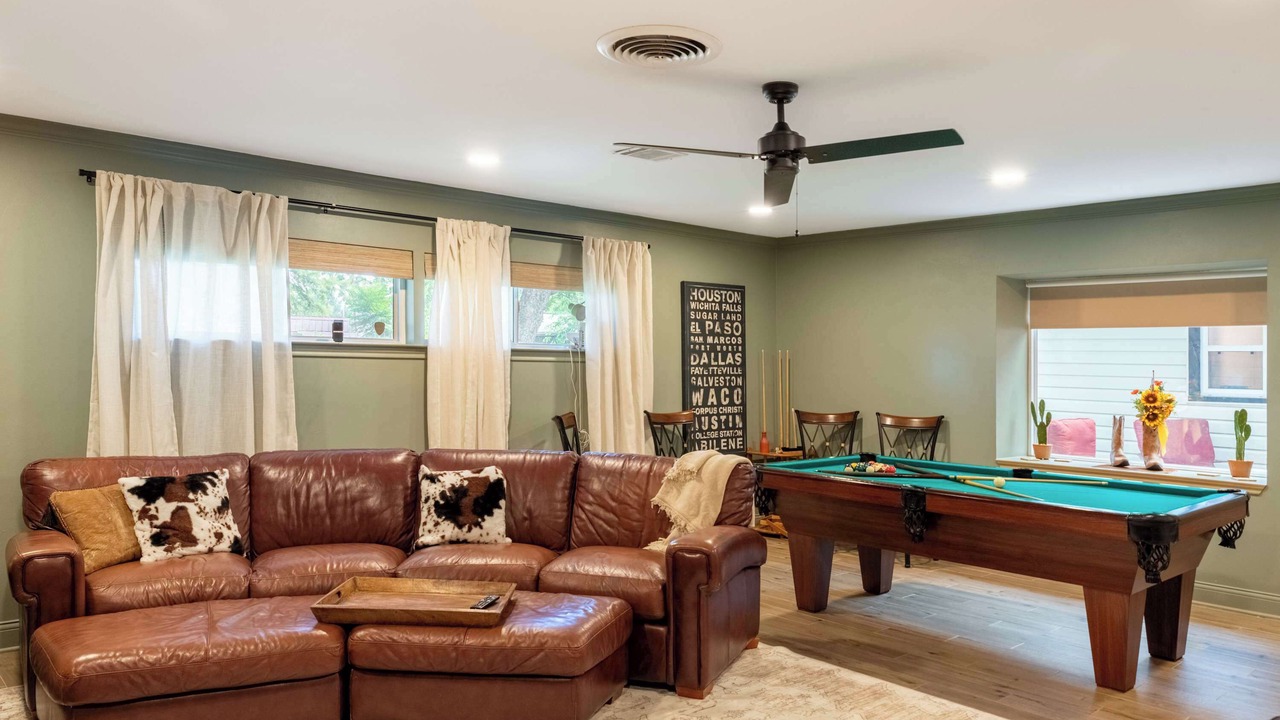 Photo of Bedroom in Garden Oaks