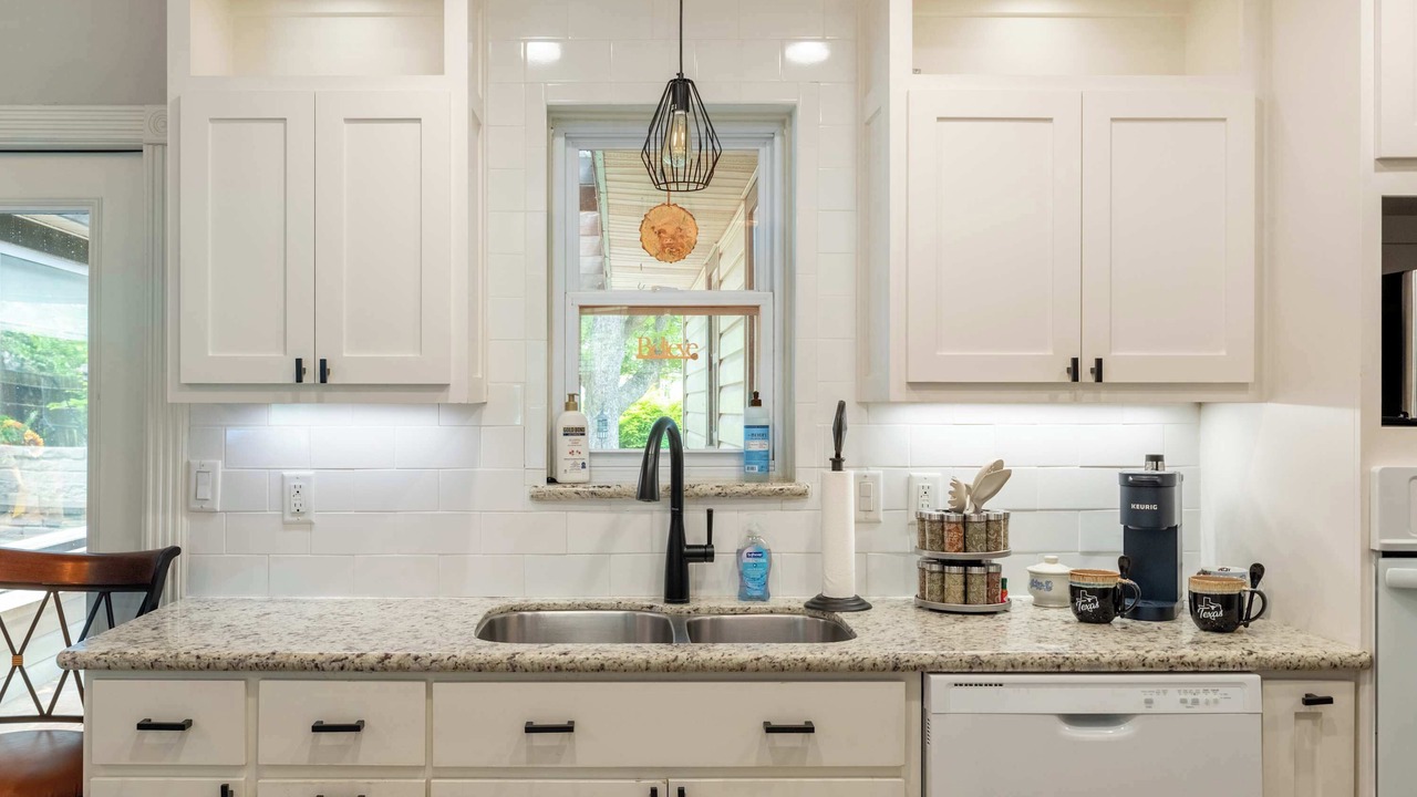 Photo of Kitchen in Garden Oaks