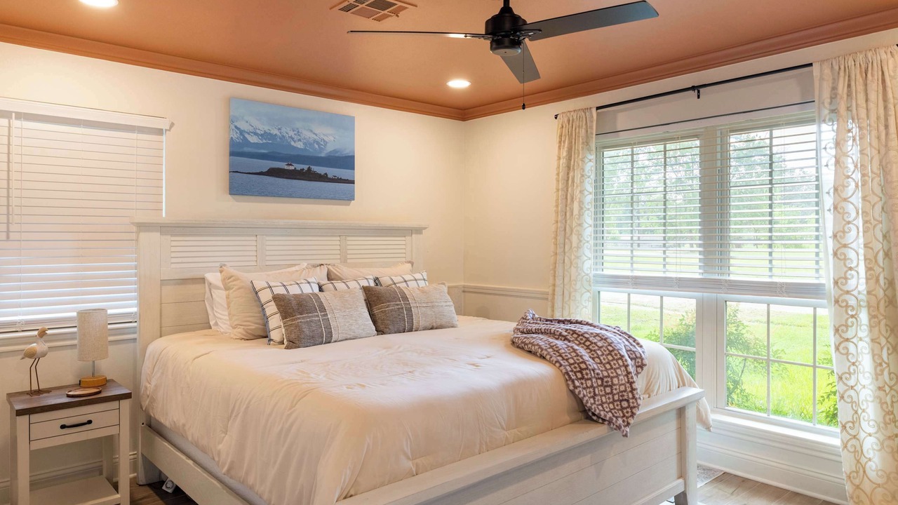 Photo of Bedroom in Garden Oaks