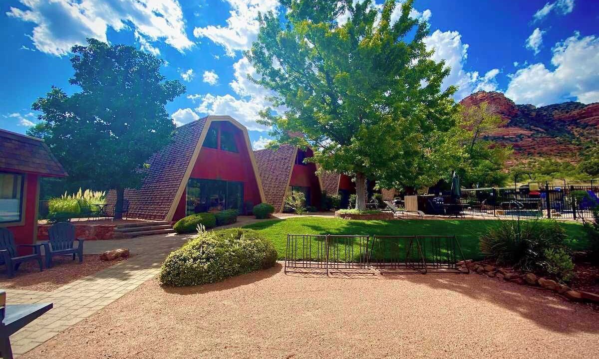 Photo of Outdoor in Oak Creek