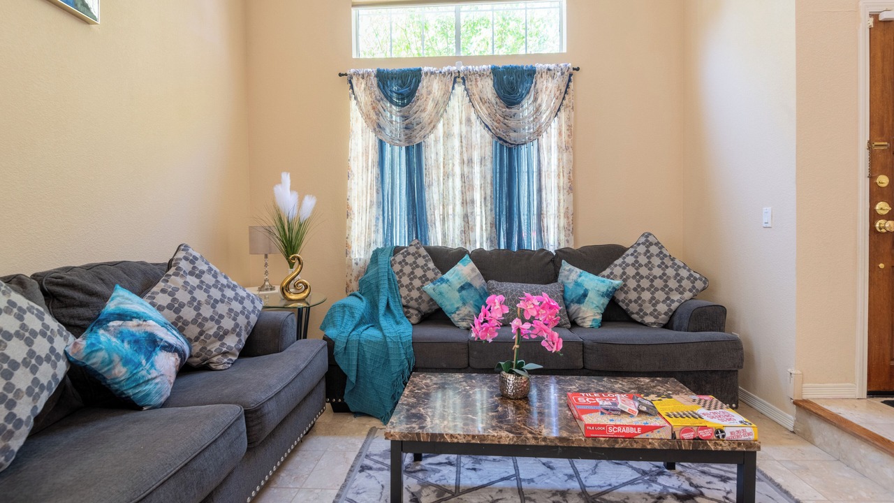 Photo of Bedroom in Antioch