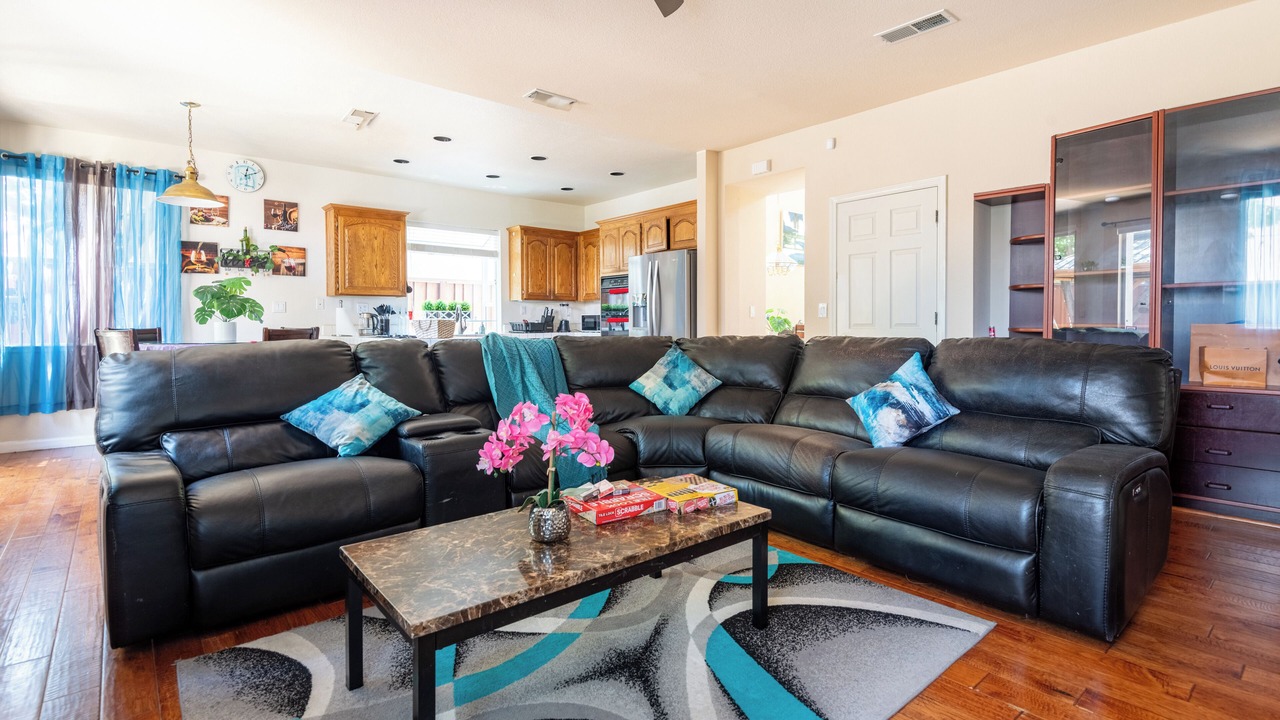 Photo of Livingroom in Antioch