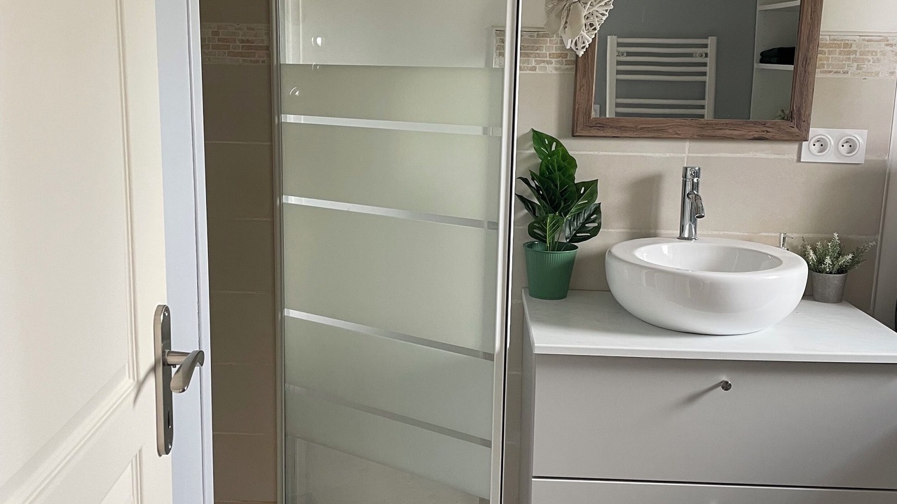 Photo of Bathroom in Epeigne-les-Bois