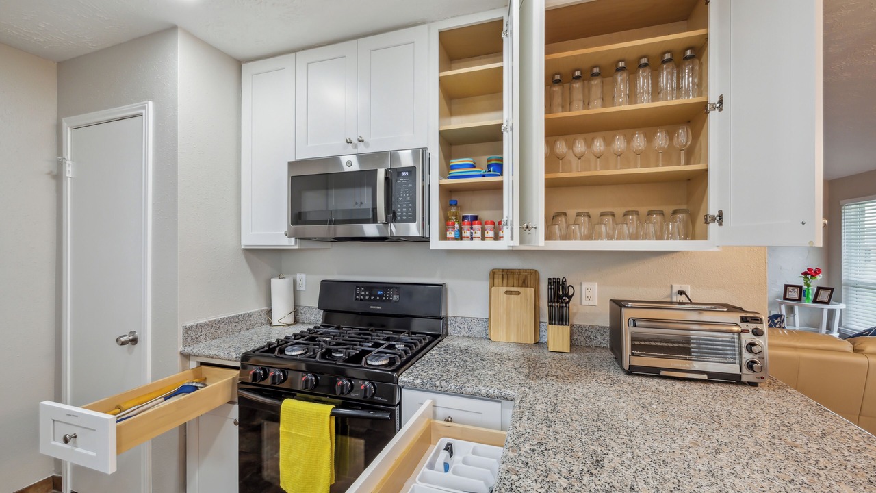 Photo of Kitchen in Southbelt/Ellington