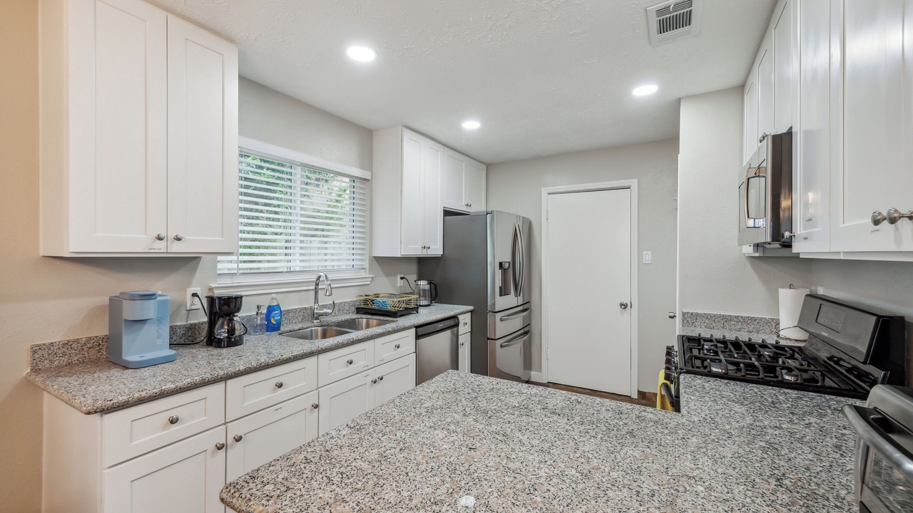 Photo of Kitchen in Southbelt/Ellington