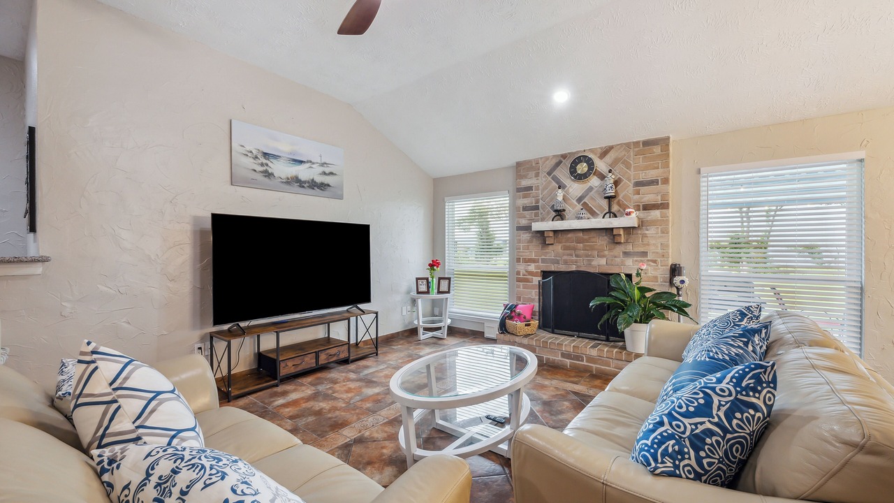 Photo of Livingroom in Southbelt/Ellington