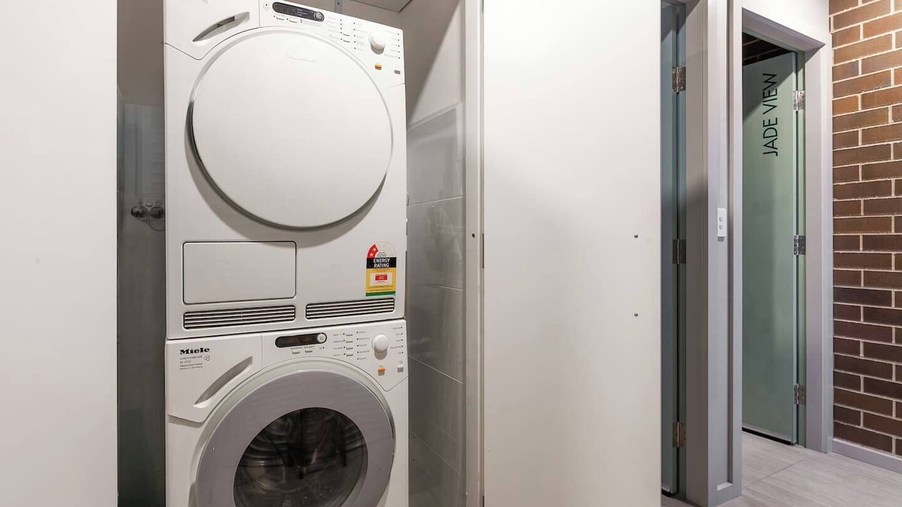 Photo of Others in Petersham