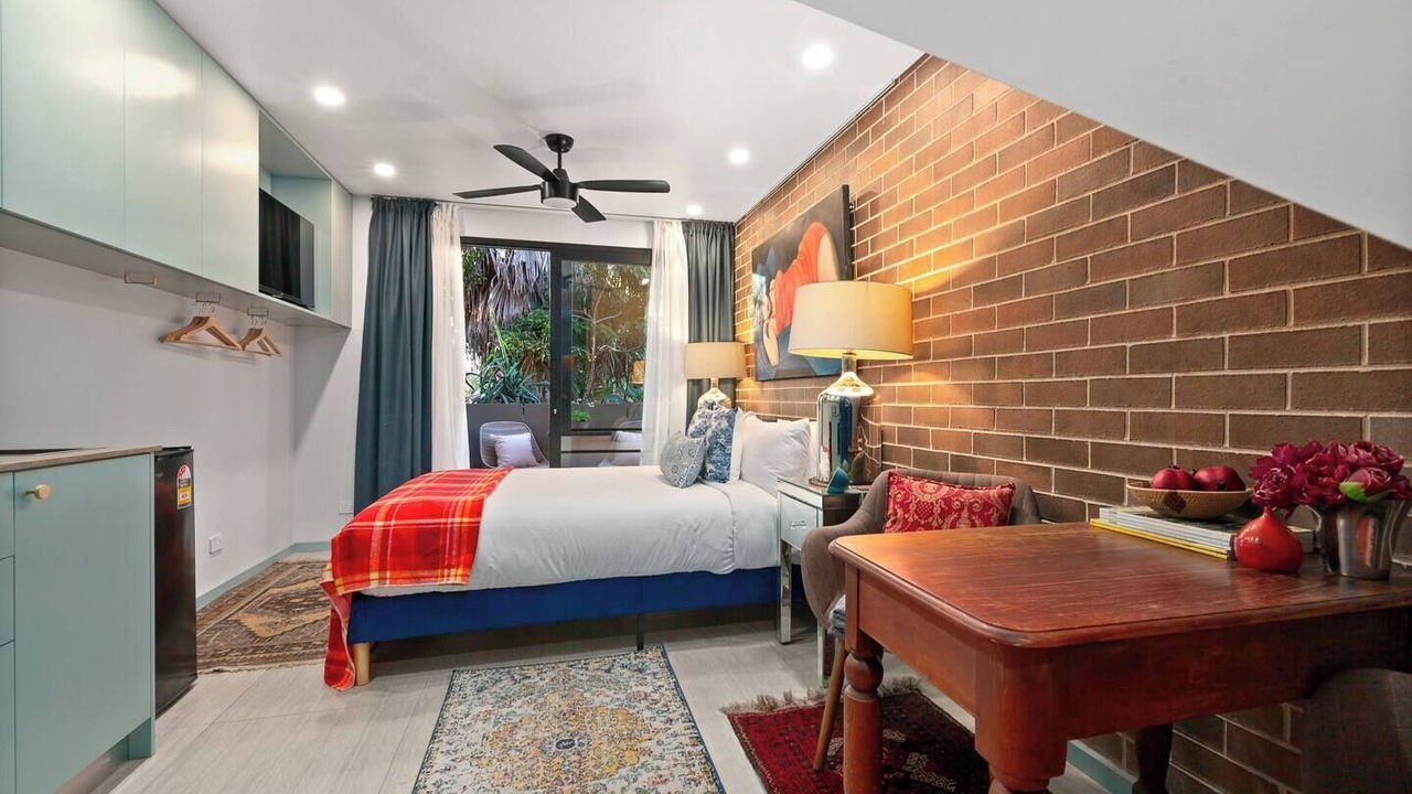 Photo of Others in Petersham