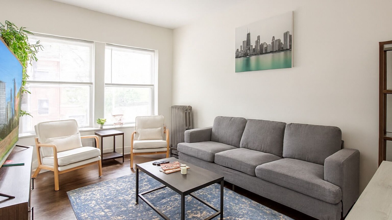 Photo of Livingroom in Albany Park