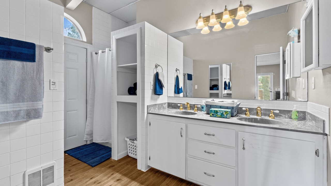 Photo of Bathroom in Safford