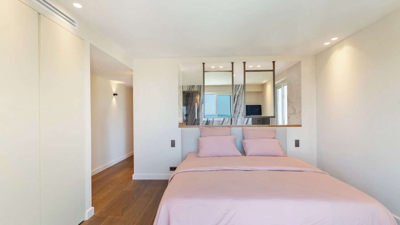 Photo of Bedroom in Golfe Juan