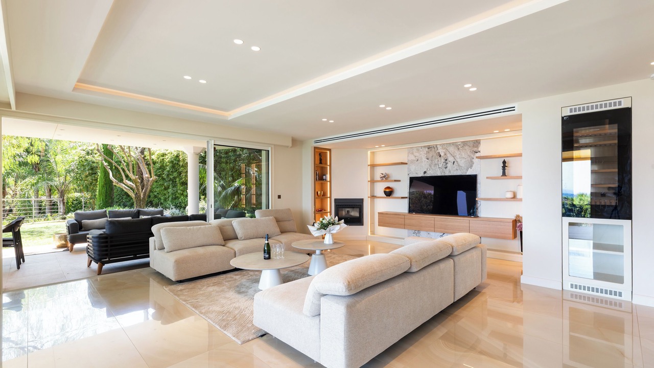 Photo of Others in Golfe Juan