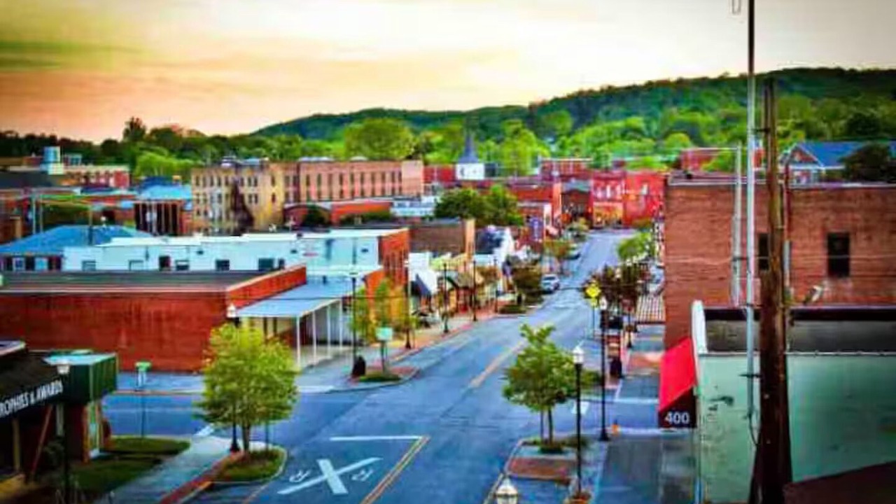 Photo of Others in Clinton