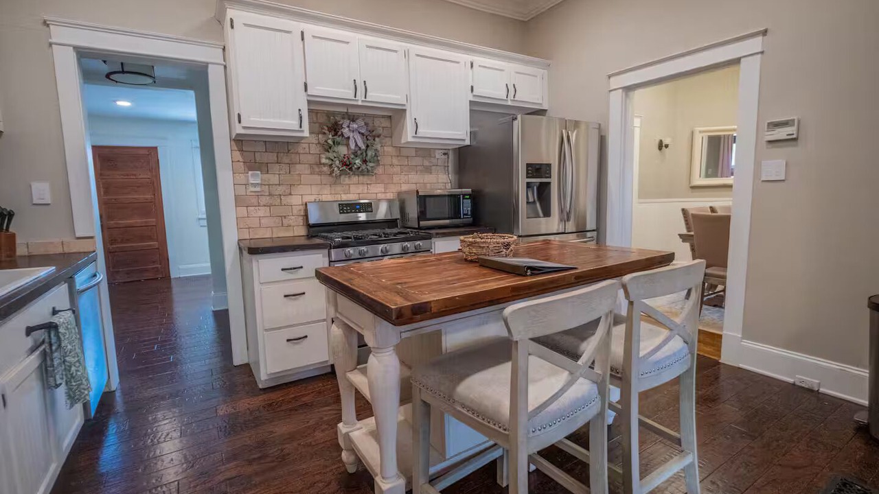 Photo of Kitchen in Clinton