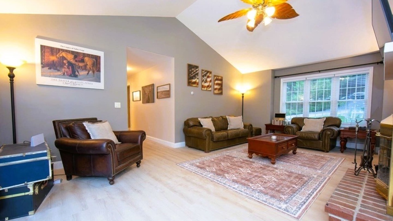 Photo of Livingroom in Steuben