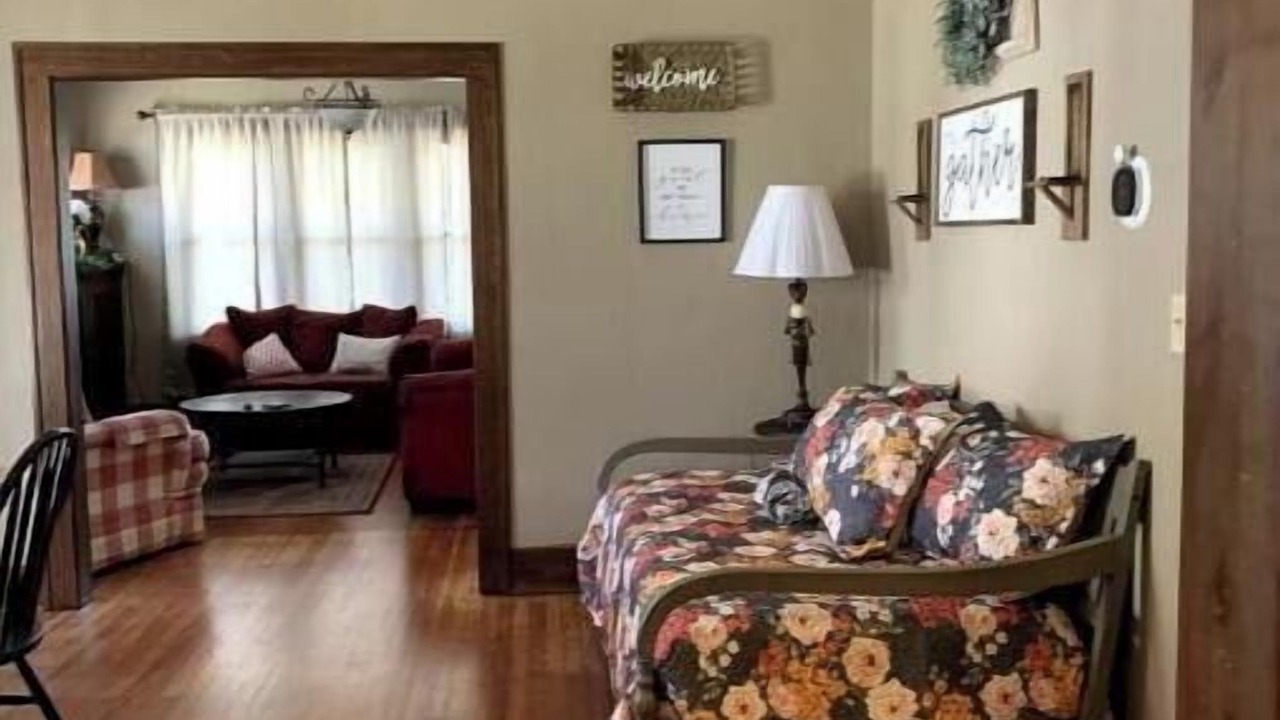 Photo of Livingroom in Cushing