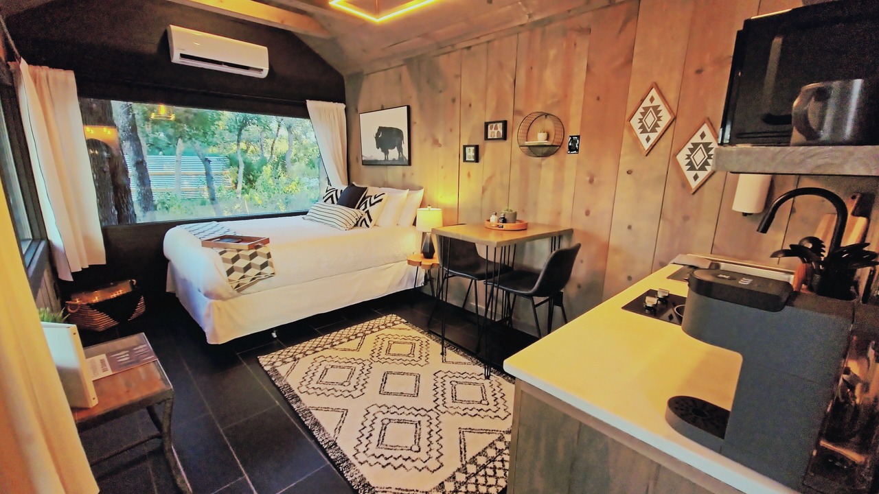 Photo of Bedroom in Hondo