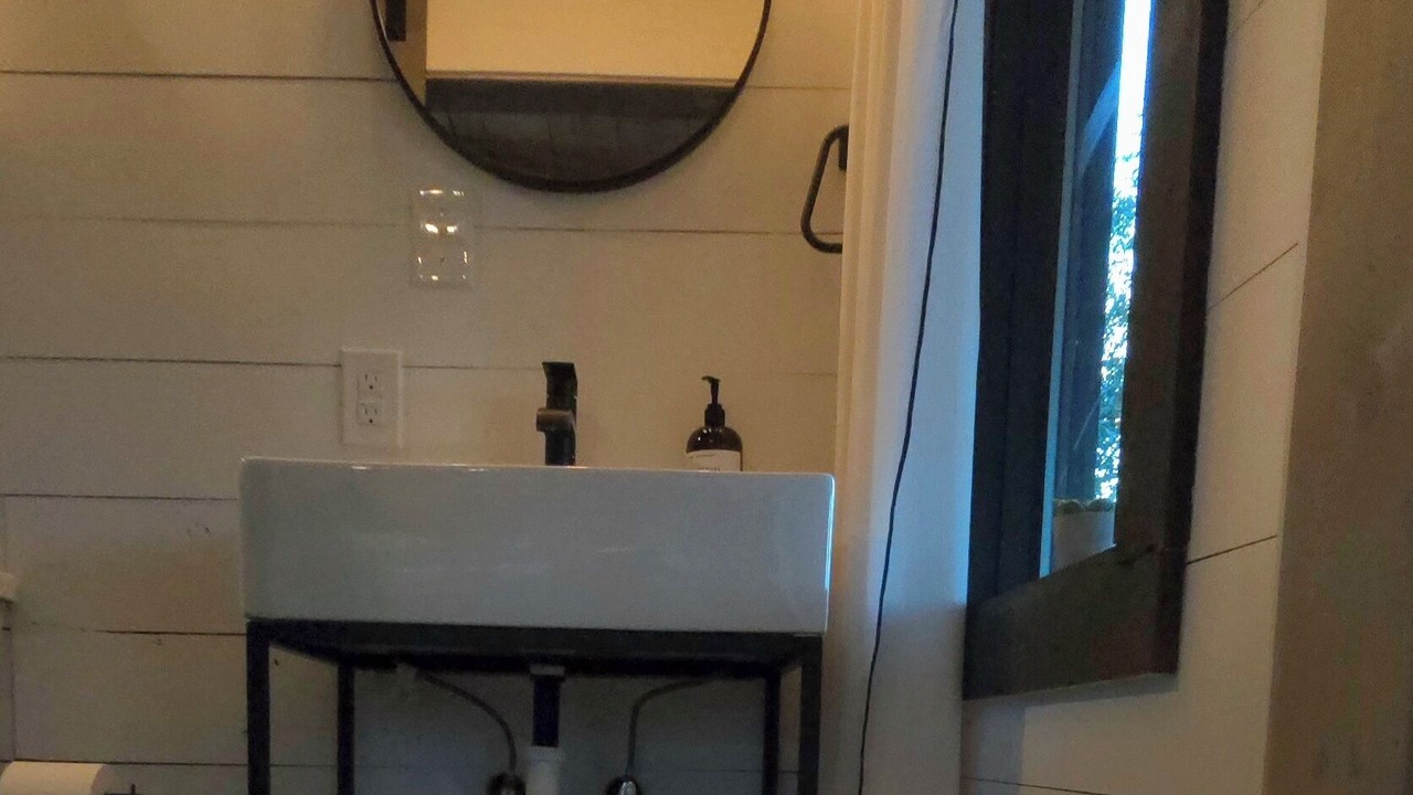 Photo of Bathroom in Hondo