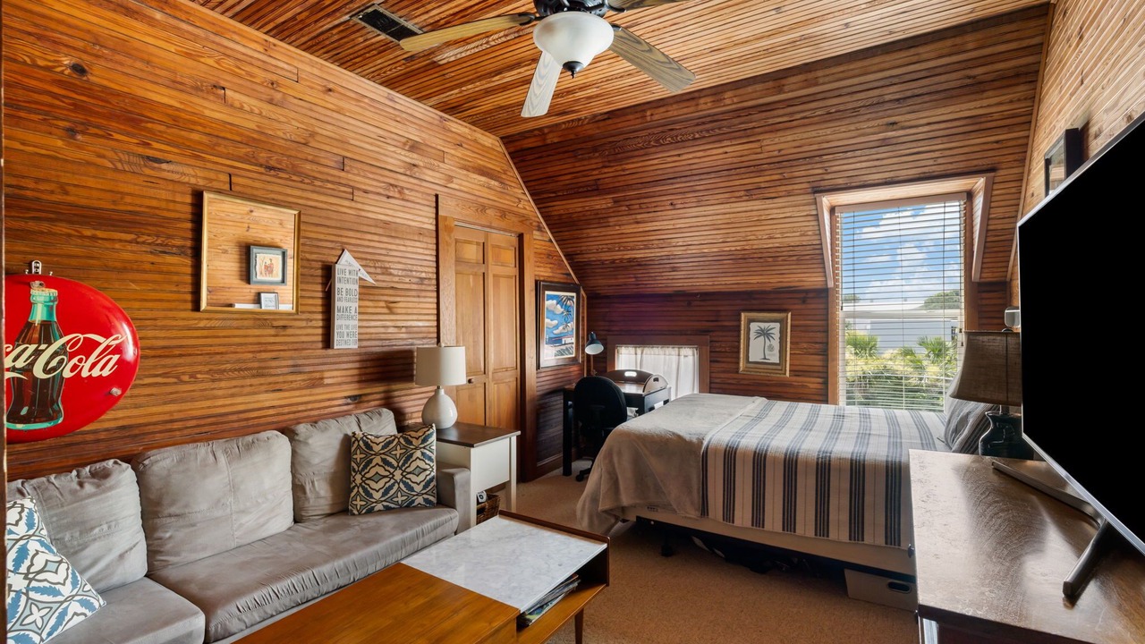 Photo of Bedroom in Sullivan's Island
