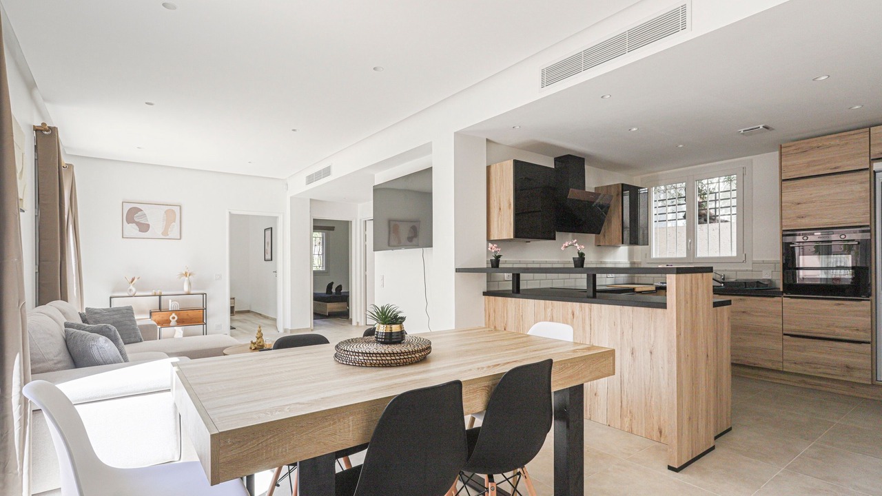 Photo of Others in La Californie