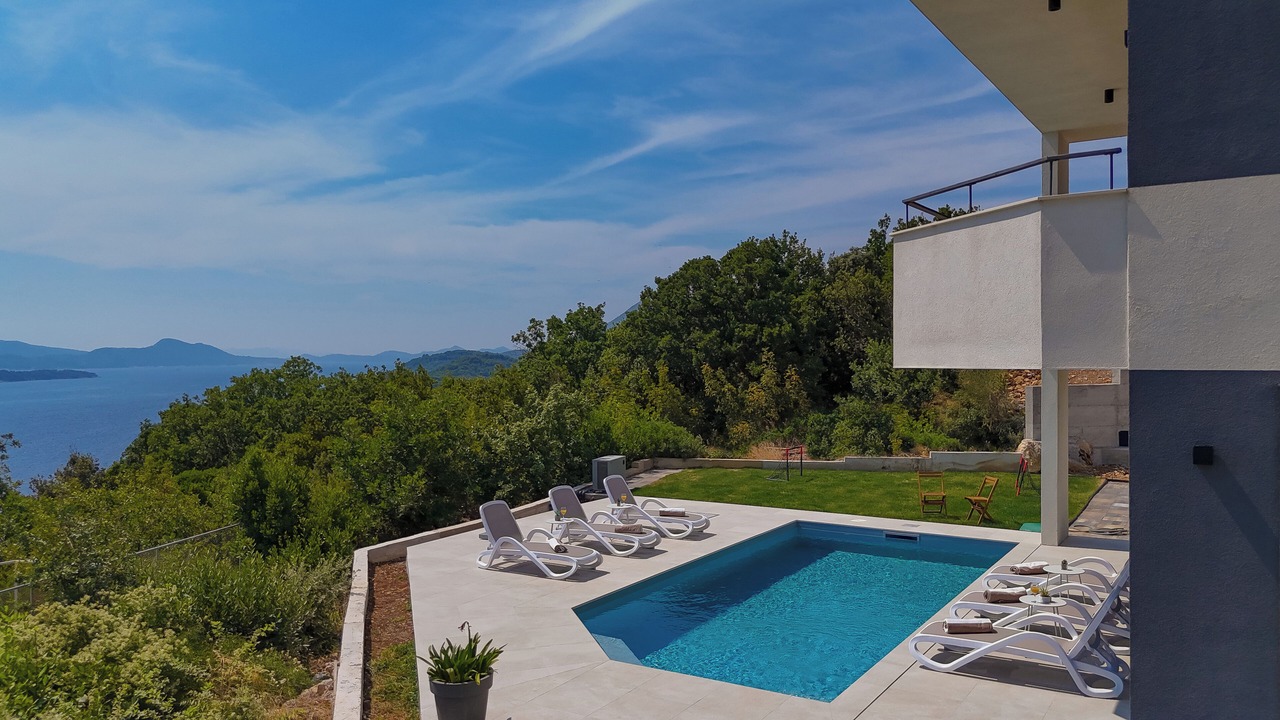 Photo of Outdoor in Lozica