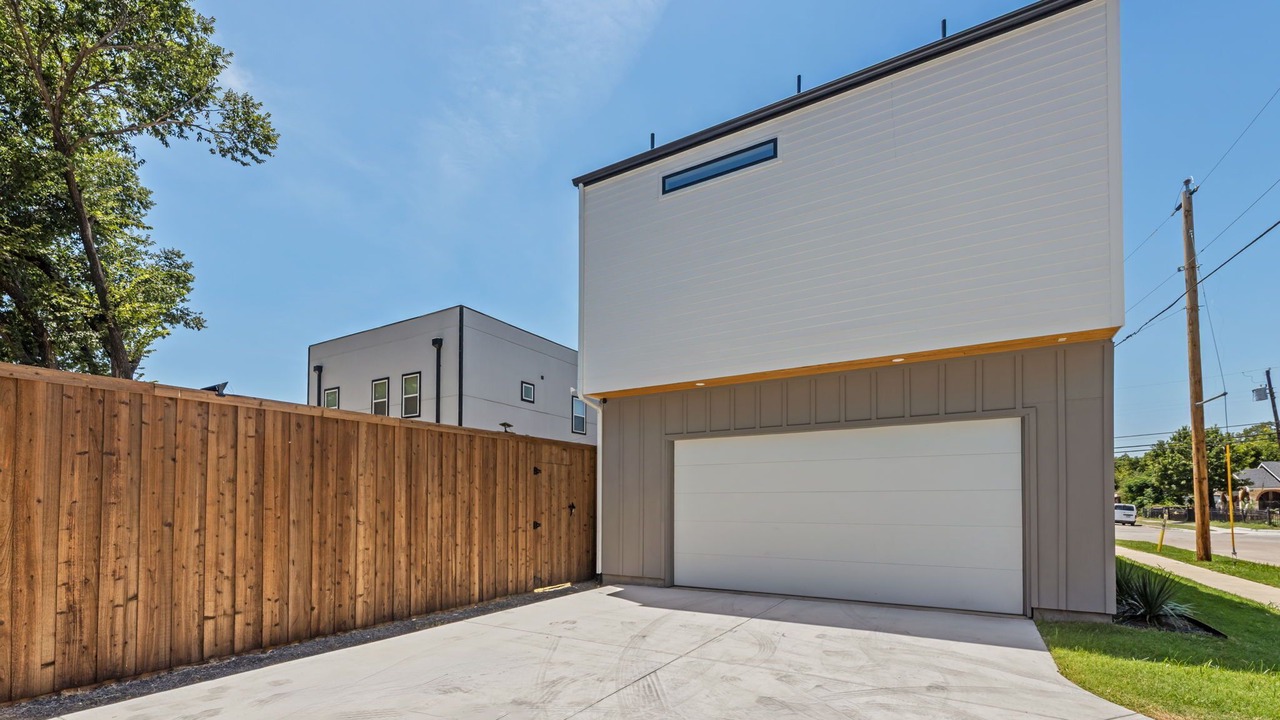 Photo of Outdoor in West Dallas