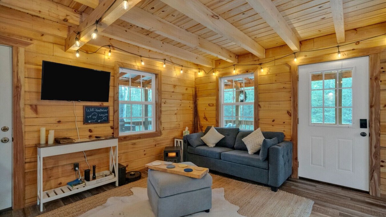 Photo of Livingroom in Jamestown
