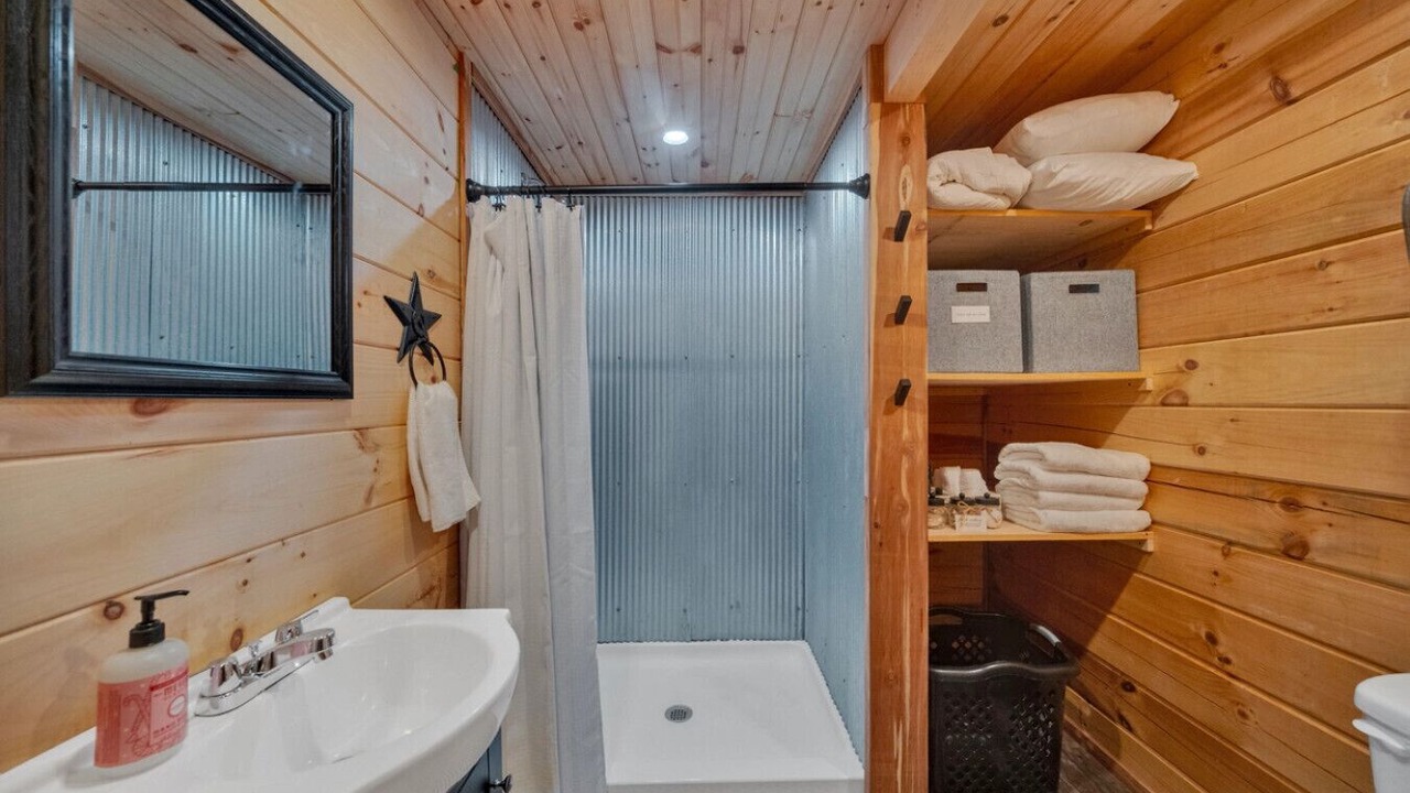 Photo of Bathroom in Jamestown