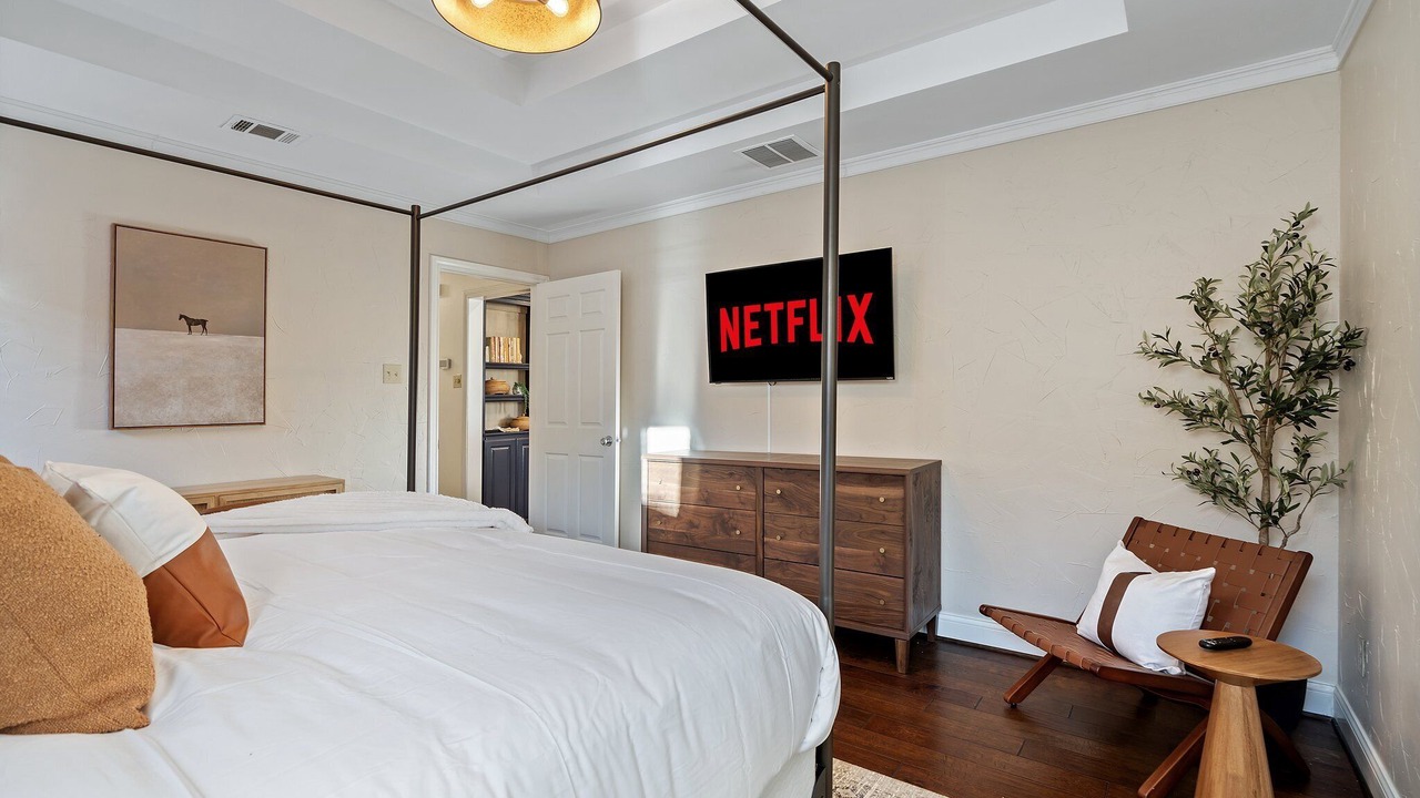 Photo of Bedroom in North Central Carrollton